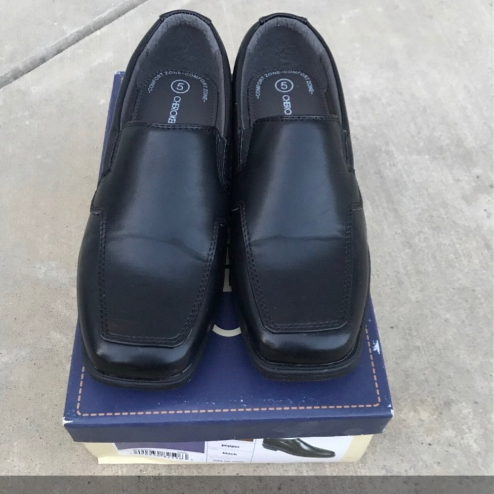 Boys dress shoes